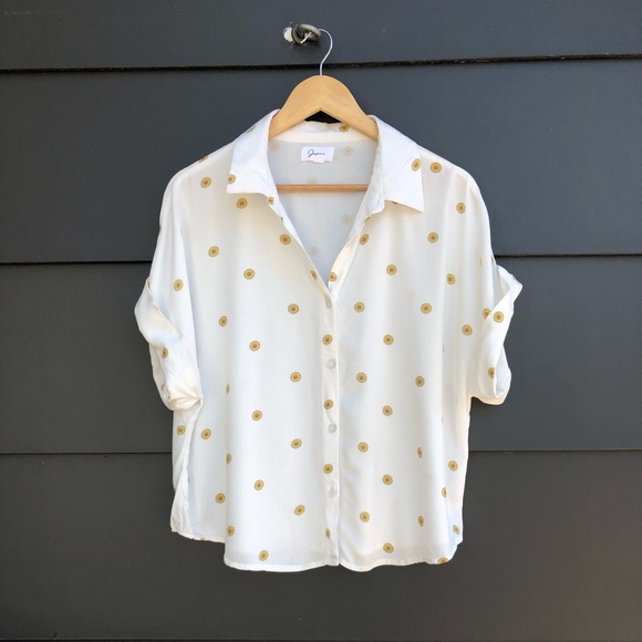 Japna Tops - Daisy print Top by Japna - relaxed fit - XL